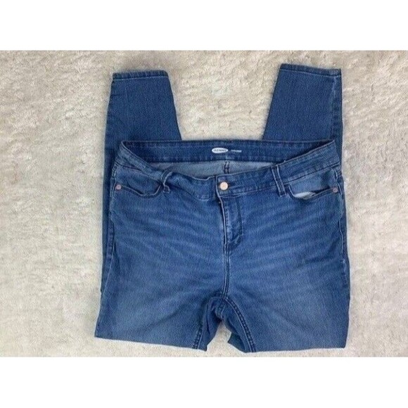 Old Navy Size 16 Plus Womens Skinny Jeans Stretch Mid Rise Med Wash - Picture 2 of 5